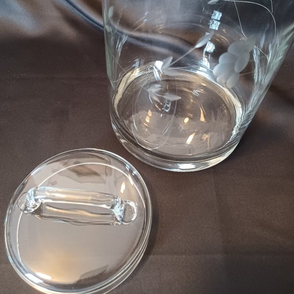 Vintage Princess House Crystal Biscuit Barre #110 Lid. Etched Floral Heritage - Picture 9 of 10